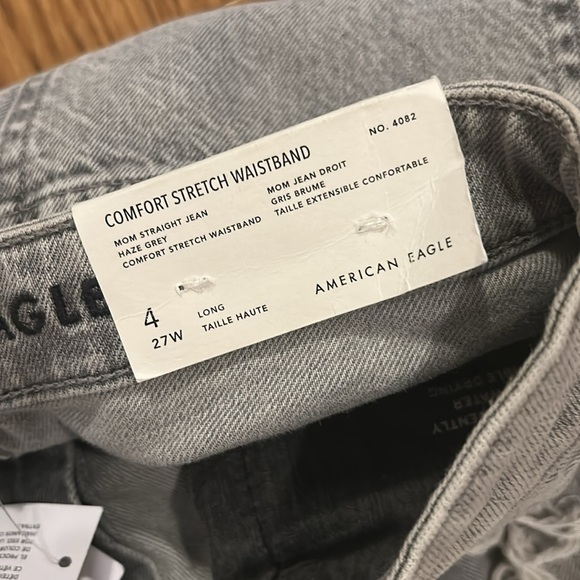 NWT American Eagle Gray Distressed Straignt Mom High Rise Jeans SZ 4 - Picture 10 of 13